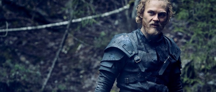 Kalevala: Kullervon tarina (© Marek Sabogal) Elias Salonen sotisovassaan elokuvassa Kalevala: Kullervon tarina (© Marek Sabogal)